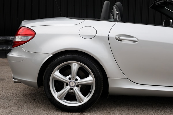 Used Mercedes-Benz SLK 2005 for sale - 75692459: Photo 24