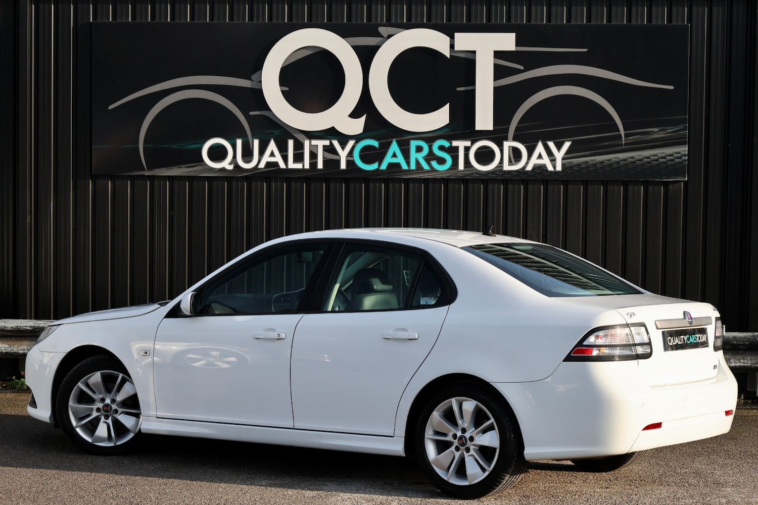 Used Saab 9-3 2010 for sale - 77357592: Photo 12