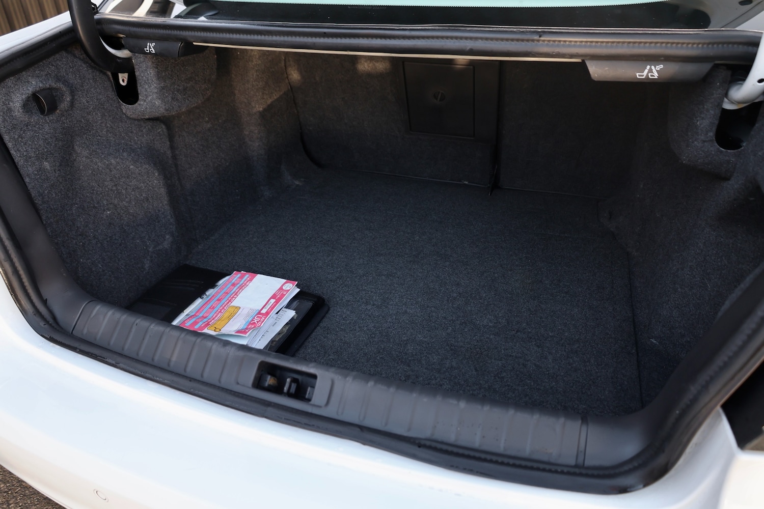 Used Saab 9-3 2010 for sale - 77357592: Photo 22