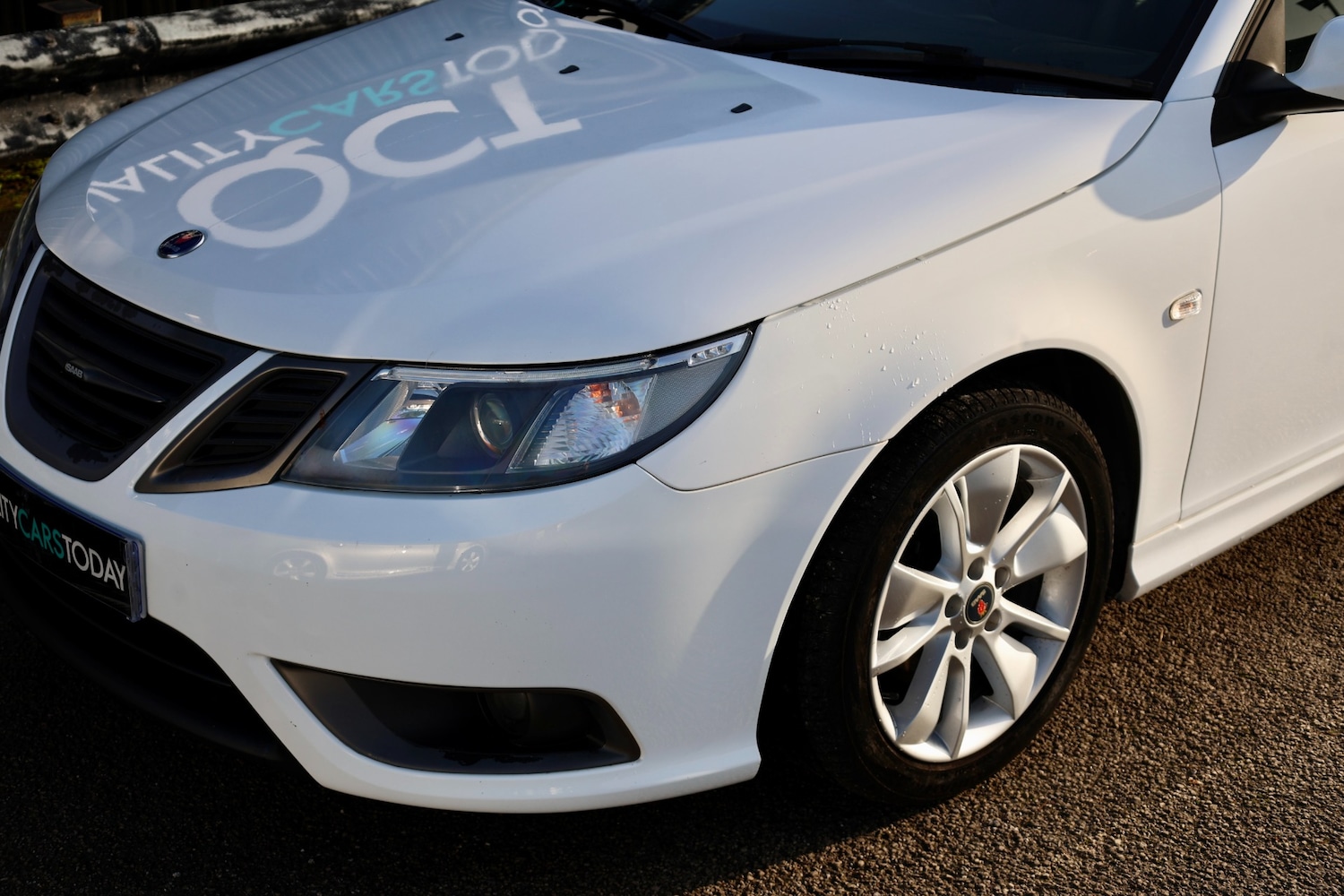 Used Saab 9-3 2010 for sale - 77357592: Photo 25