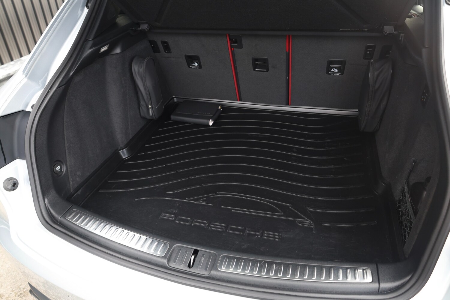 Used Porsche Macan 2017 for sale - 76357186: Photo 32