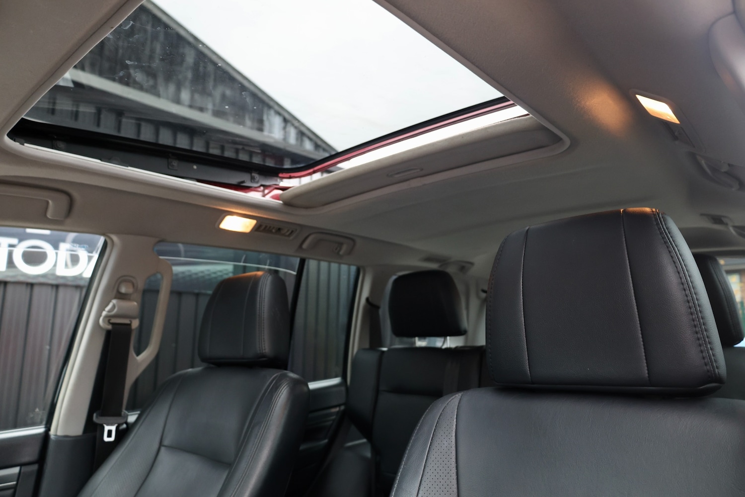 Used Mitsubishi Shogun 2010 for sale - 76339066: Photo 10