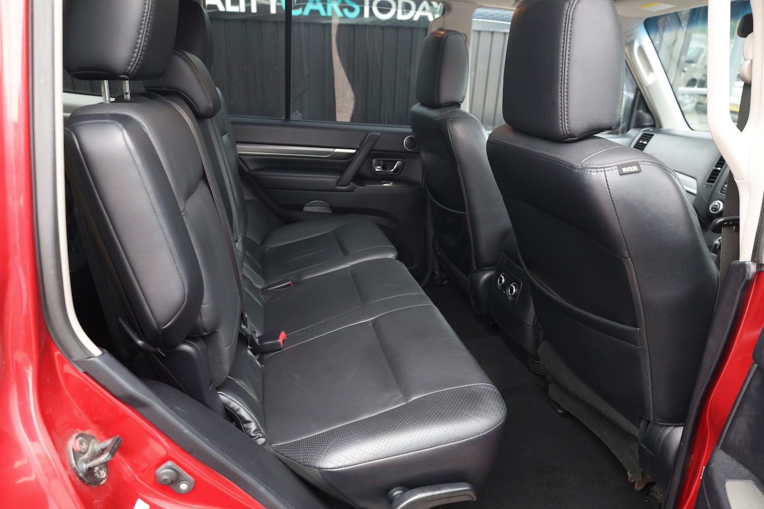 Used Mitsubishi Shogun 2010 for sale - 76339066: Photo 21