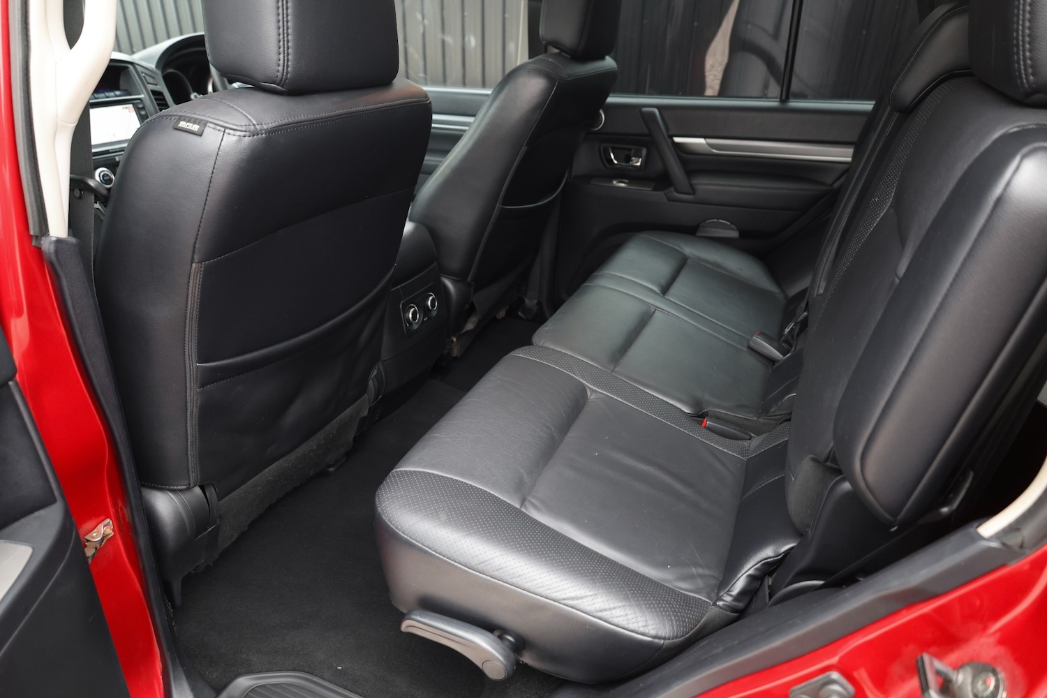 Used Mitsubishi Shogun 2010 for sale - 76339066: Photo 36