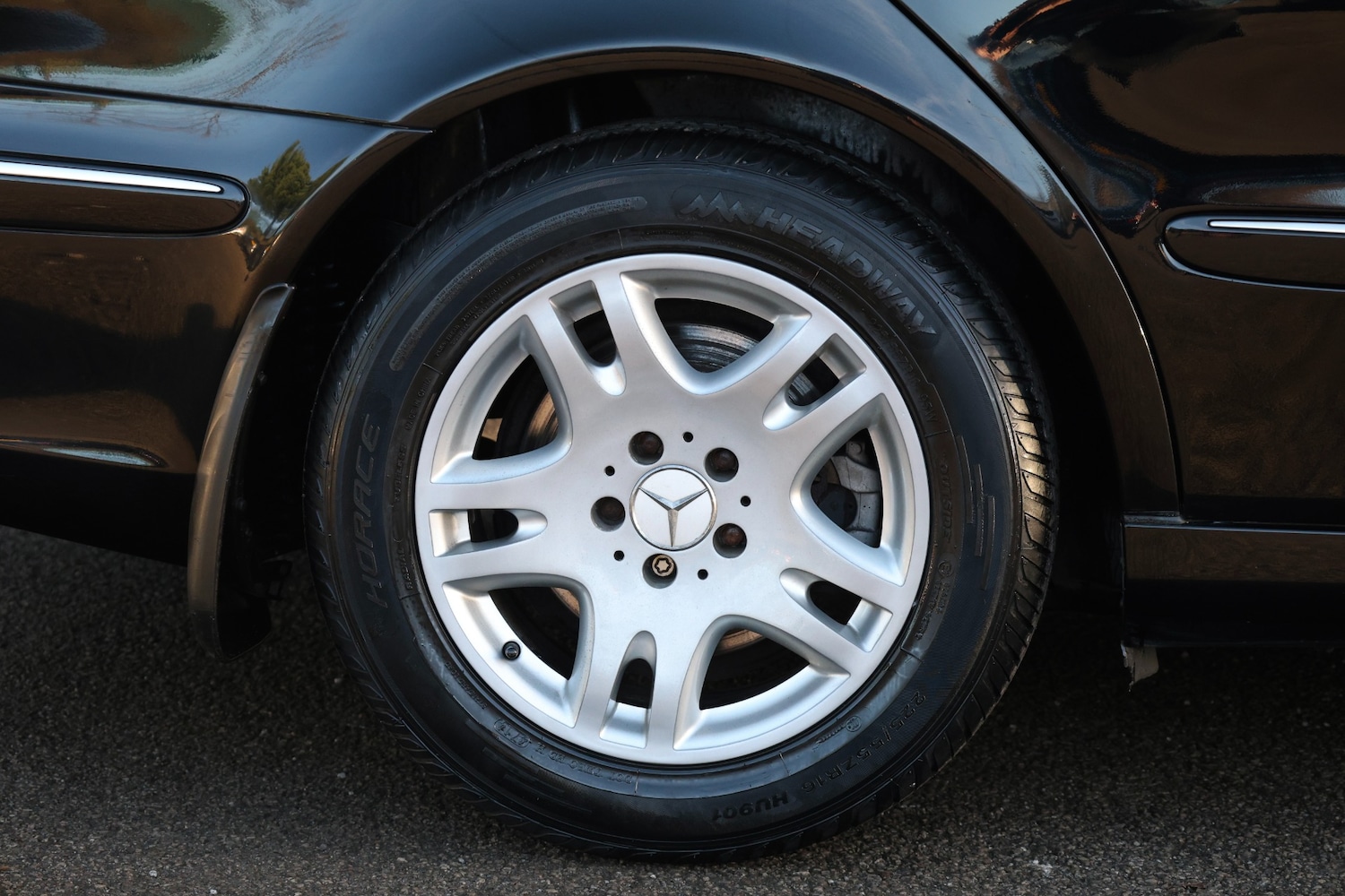 Used Mercedes-Benz E Class 2005 for sale - 76943509: Photo 28