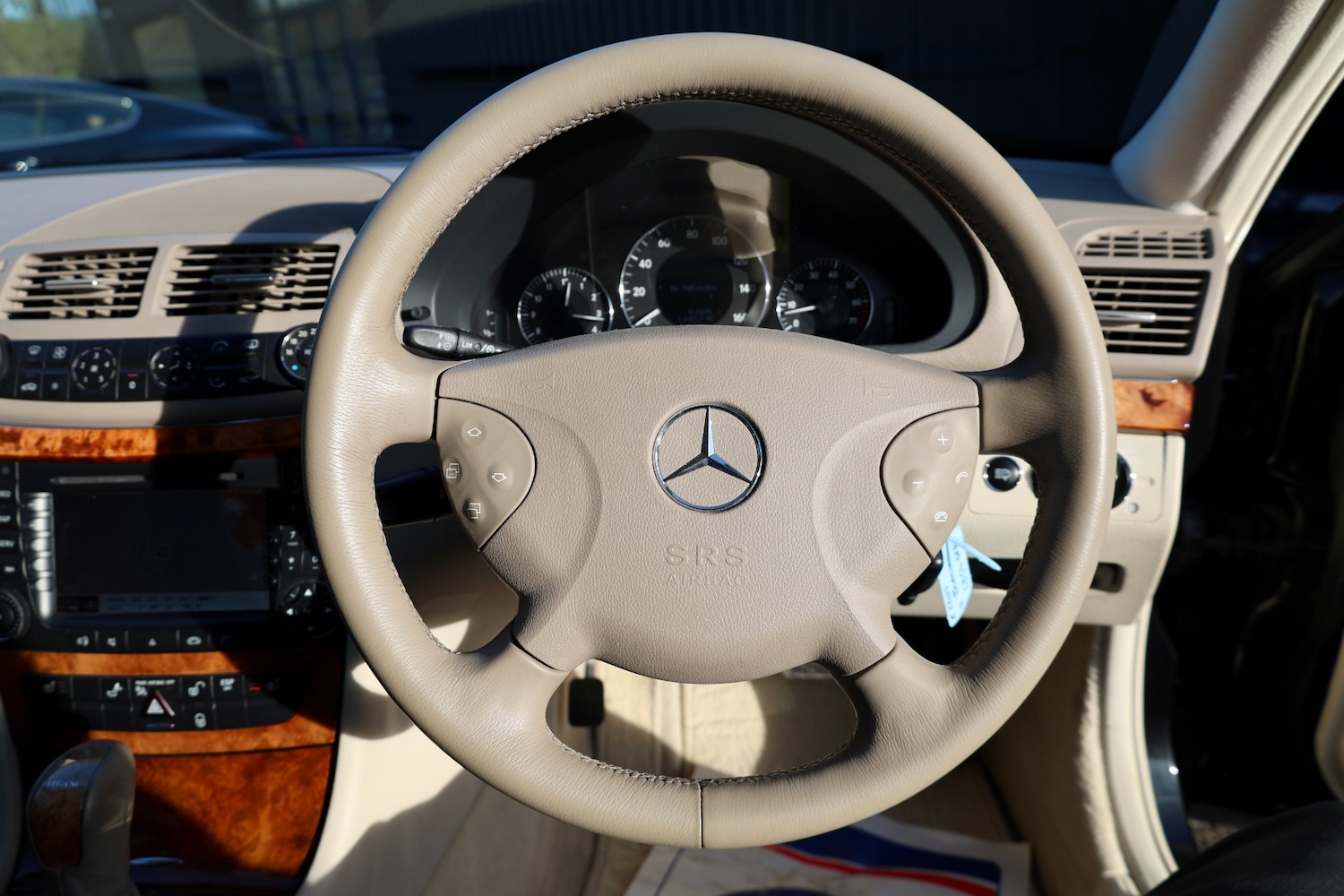 Used Mercedes-Benz E Class 2005 for sale - 76943509: Photo 39