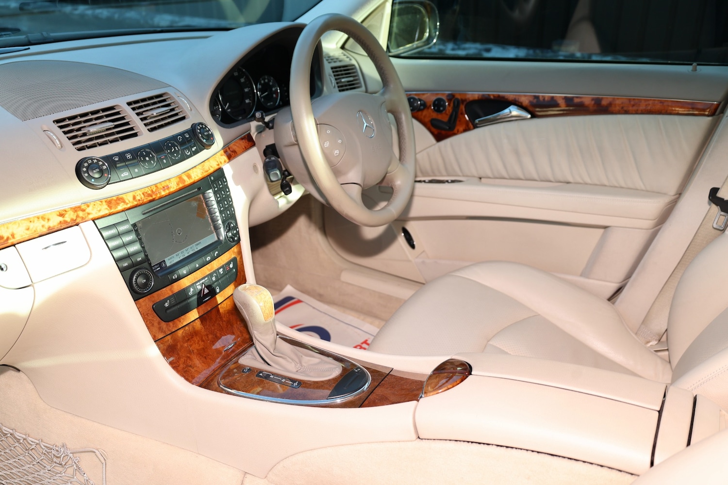 Used Mercedes-Benz E Class 2005 for sale - 76943509: Photo 9