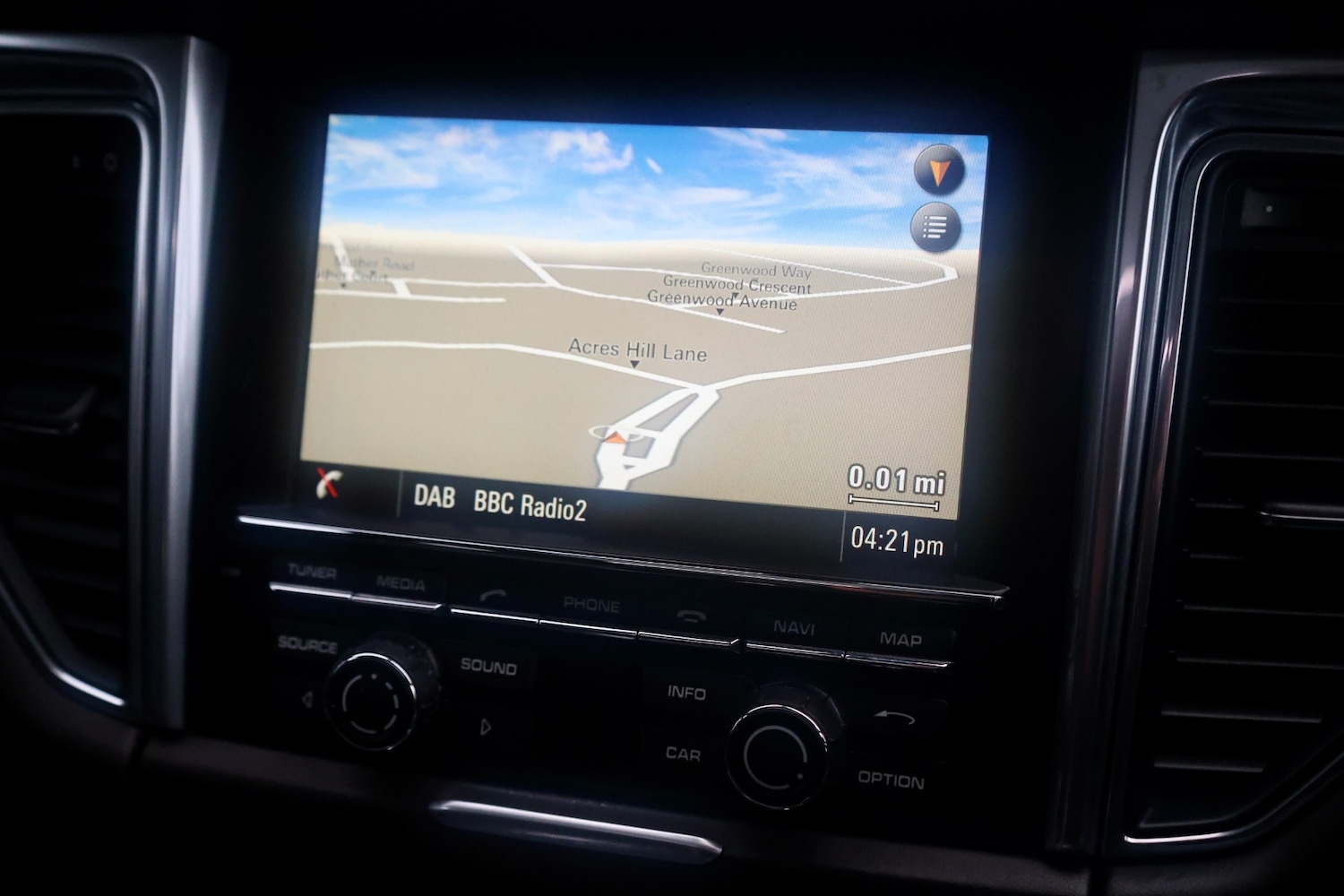 Used Porsche Macan 2014 for sale - 77367360: Photo 19