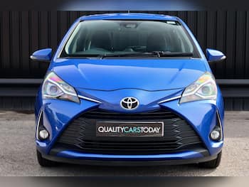 Used Toyota Yaris 2018 for sale - 79838656: Photo