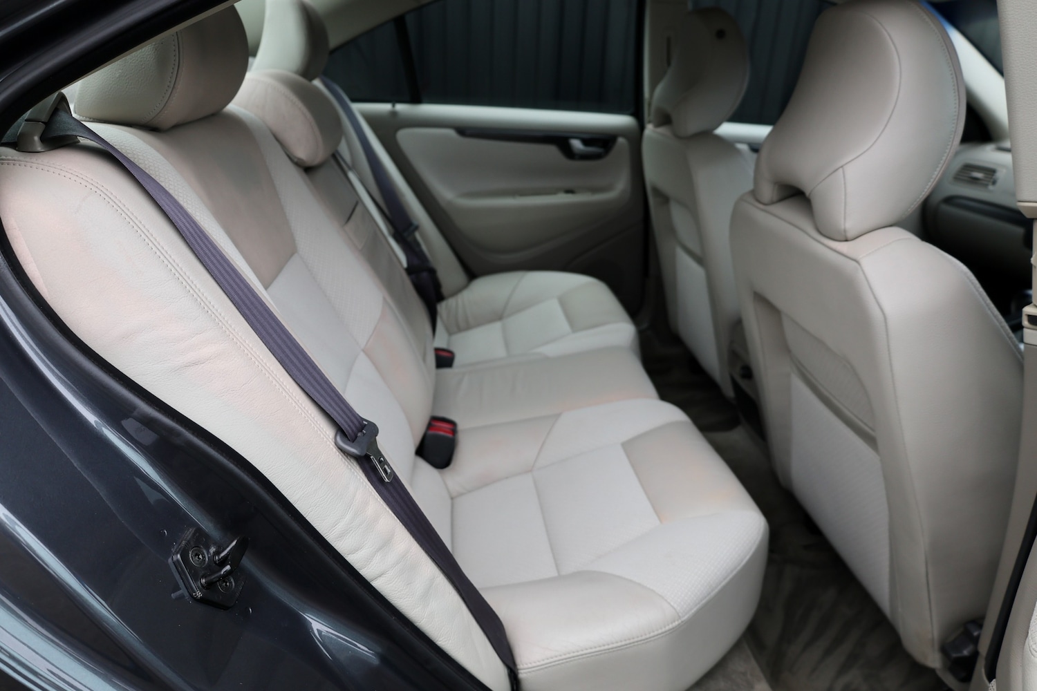 Used Volvo S60 2004 for sale - 77430978: Photo 23