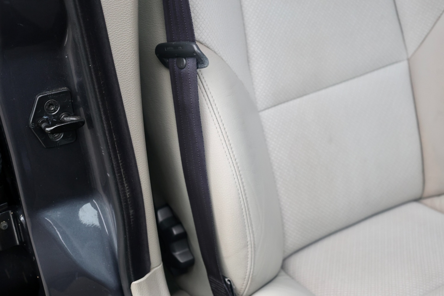 Used Volvo S60 2004 for sale - 77430978: Photo 27