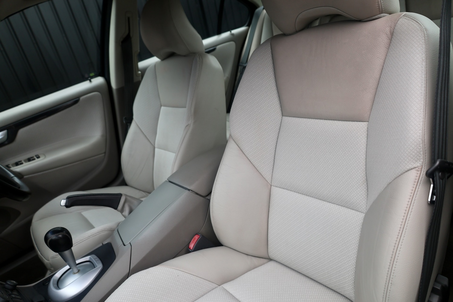 Used Volvo S60 2004 for sale - 77430978: Photo 37