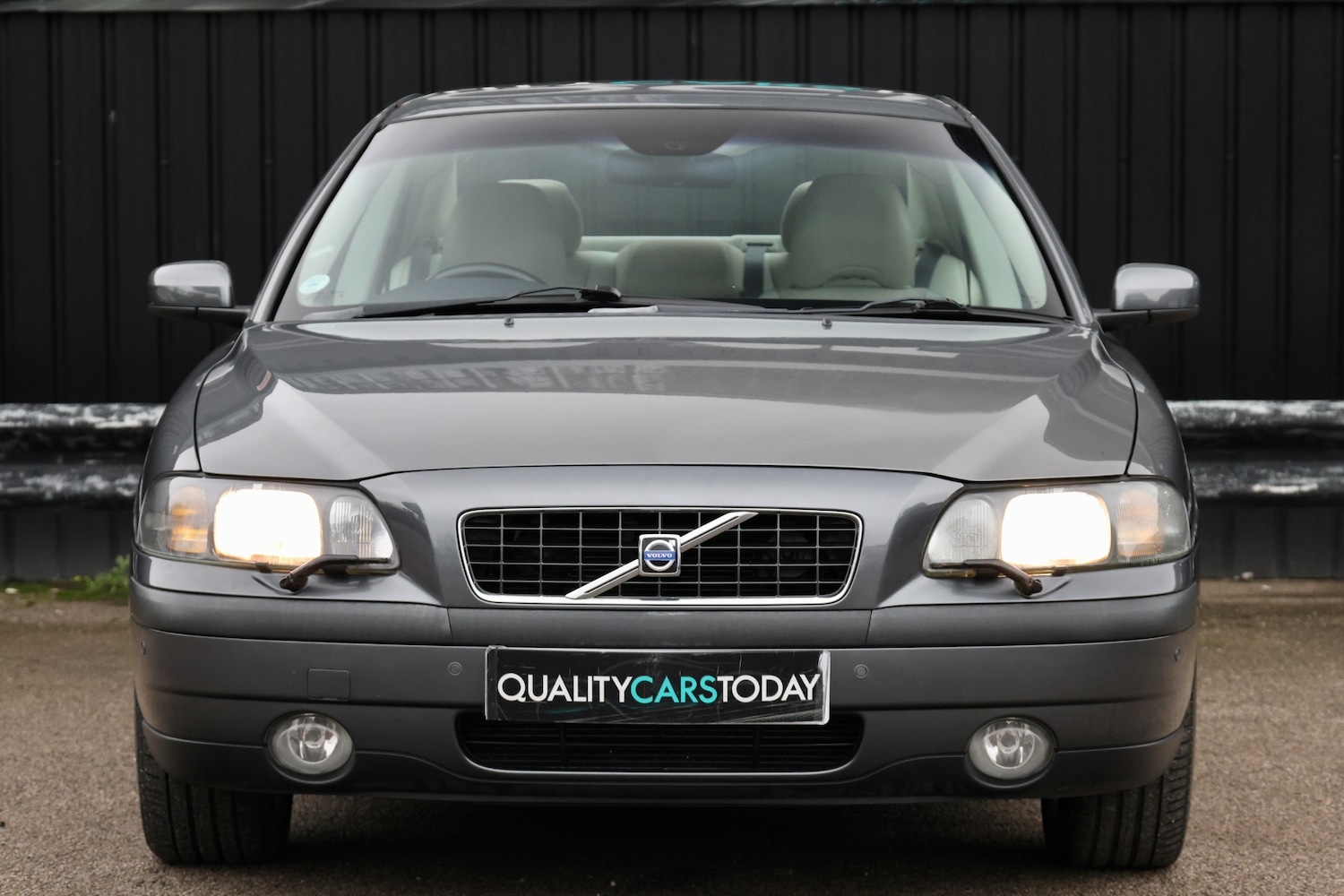 Used Volvo S60 2004 for sale - 77430978: Photo 4