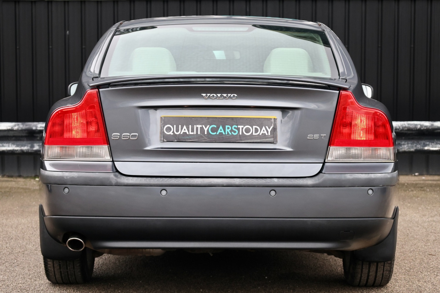 Used Volvo S60 2004 for sale - 77430978: Photo 5