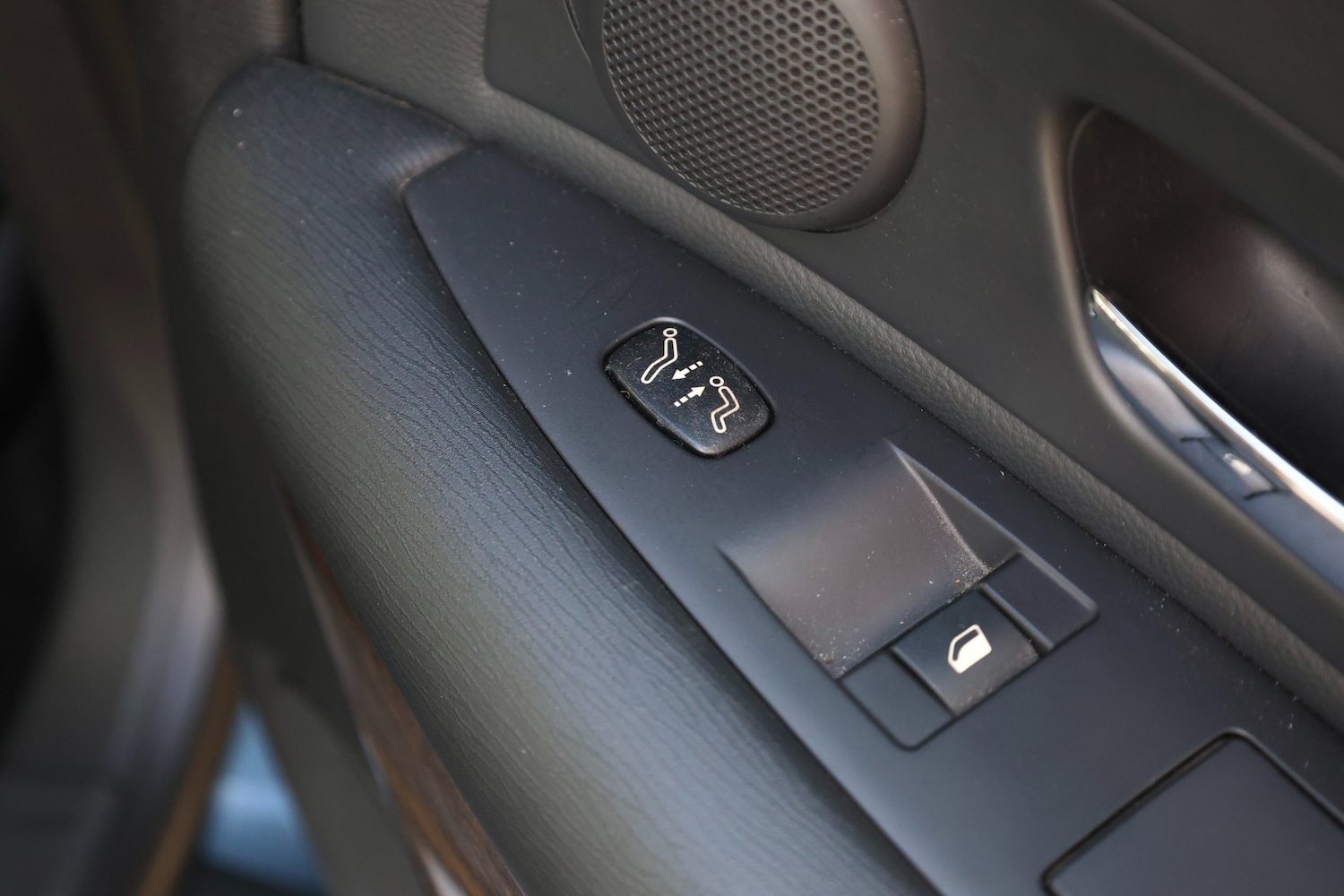 Used Citroen C6 2006 for sale - 78040299: Photo 15