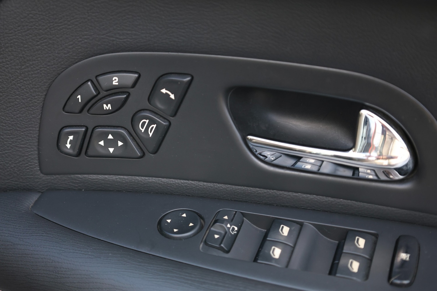 Used Citroen C6 2006 for sale - 78040299: Photo 19