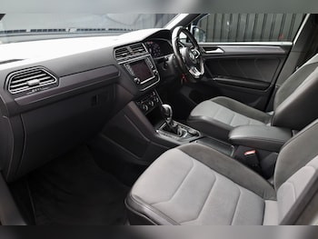 Used Volkswagen Tiguan 2017 for sale - 75689001: Photo