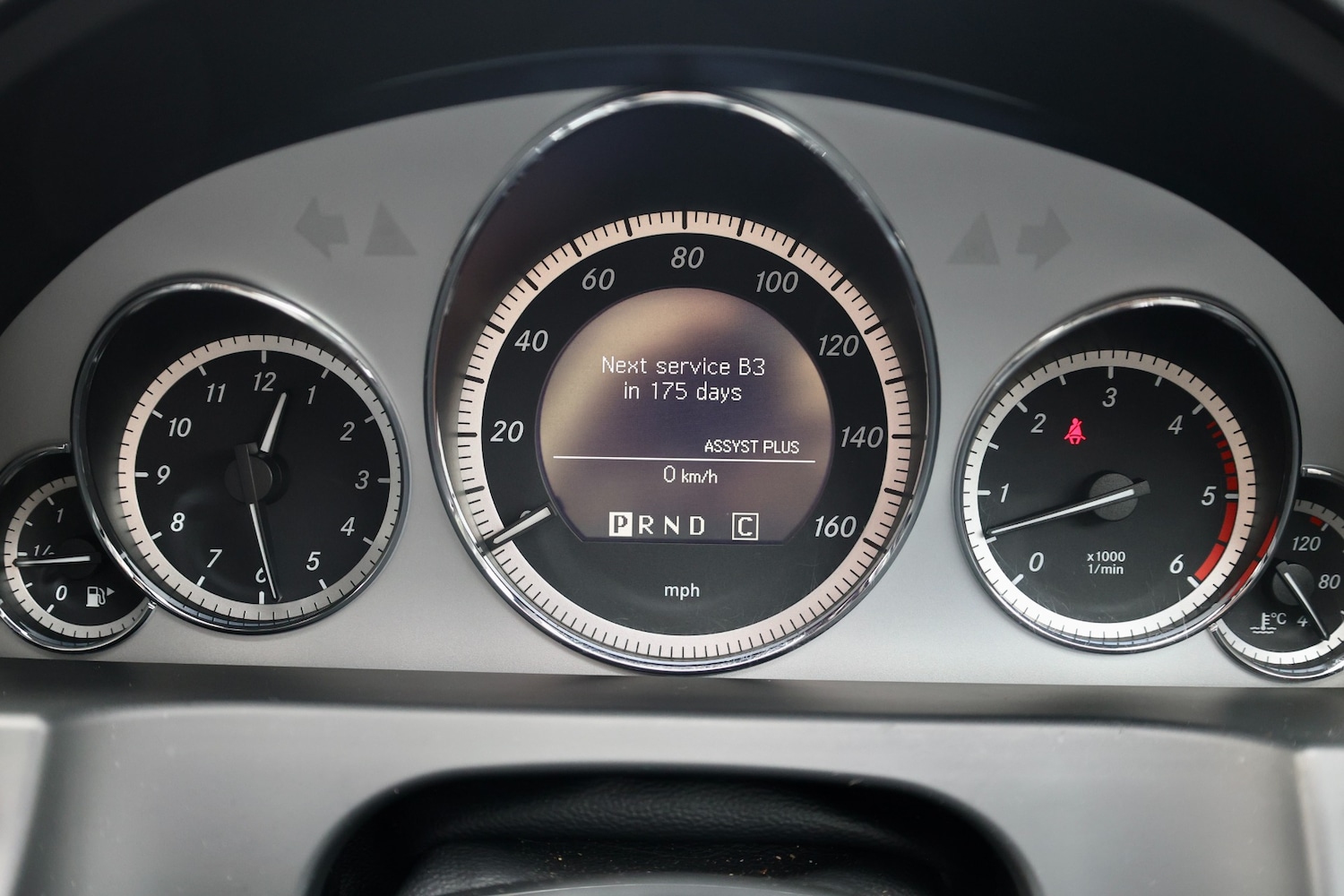 Used Mercedes-Benz E Class 2010 for sale - 76302176: Photo 16