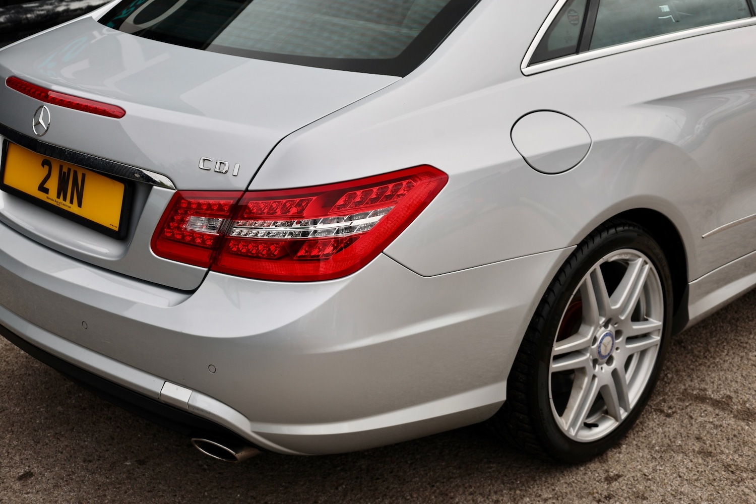 Used Mercedes-Benz E Class 2010 for sale - 76302176: Photo 19