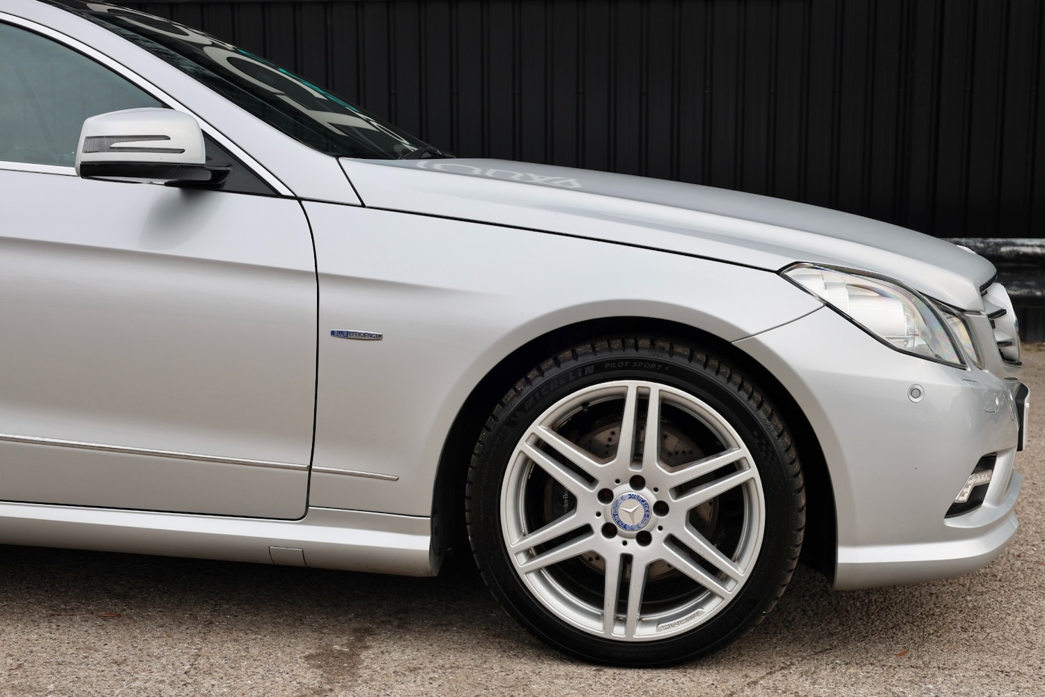 Used Mercedes-Benz E Class 2010 for sale - 76302176: Photo 21