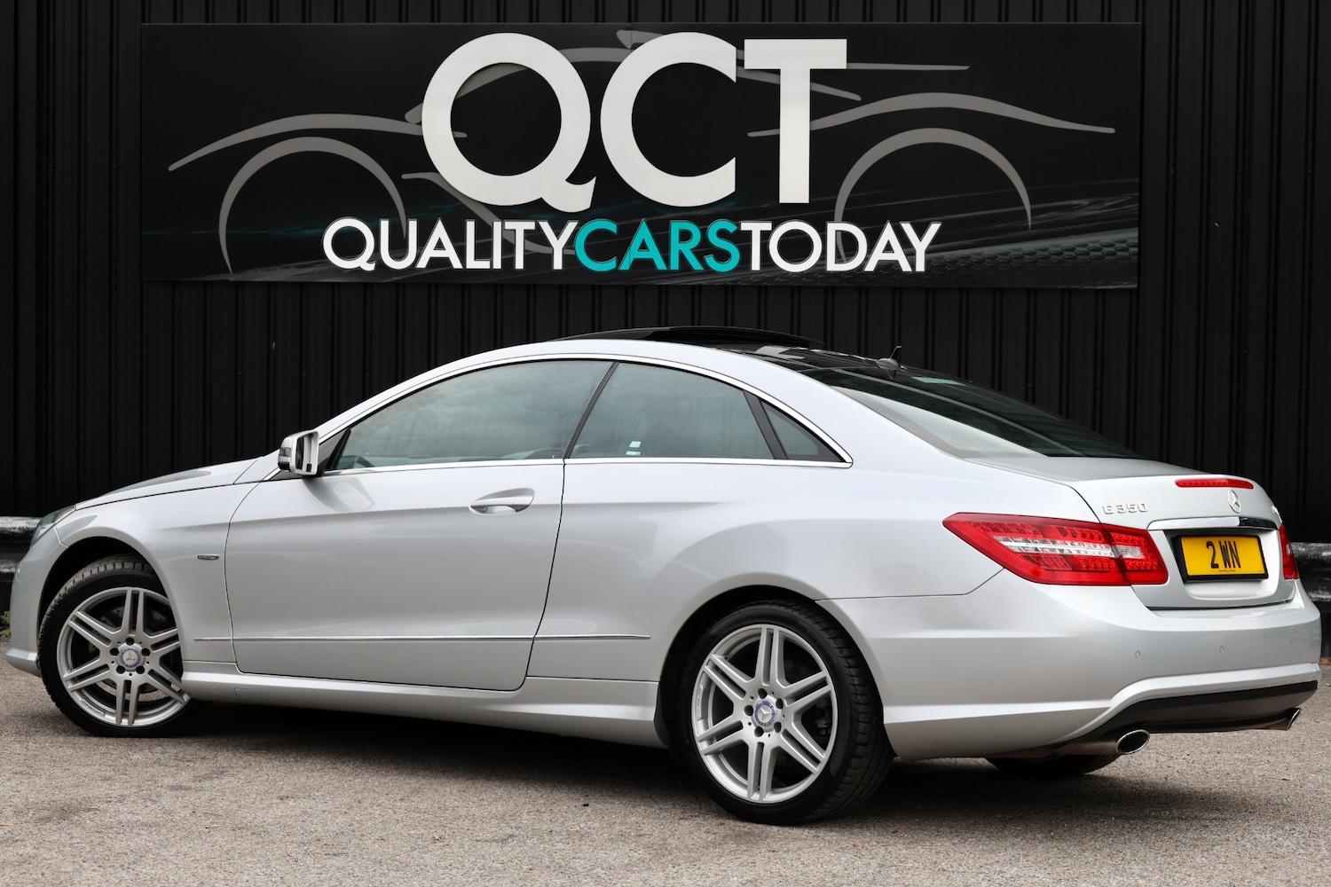 Used Mercedes-Benz E Class 2010 for sale - 76302176: Photo 7