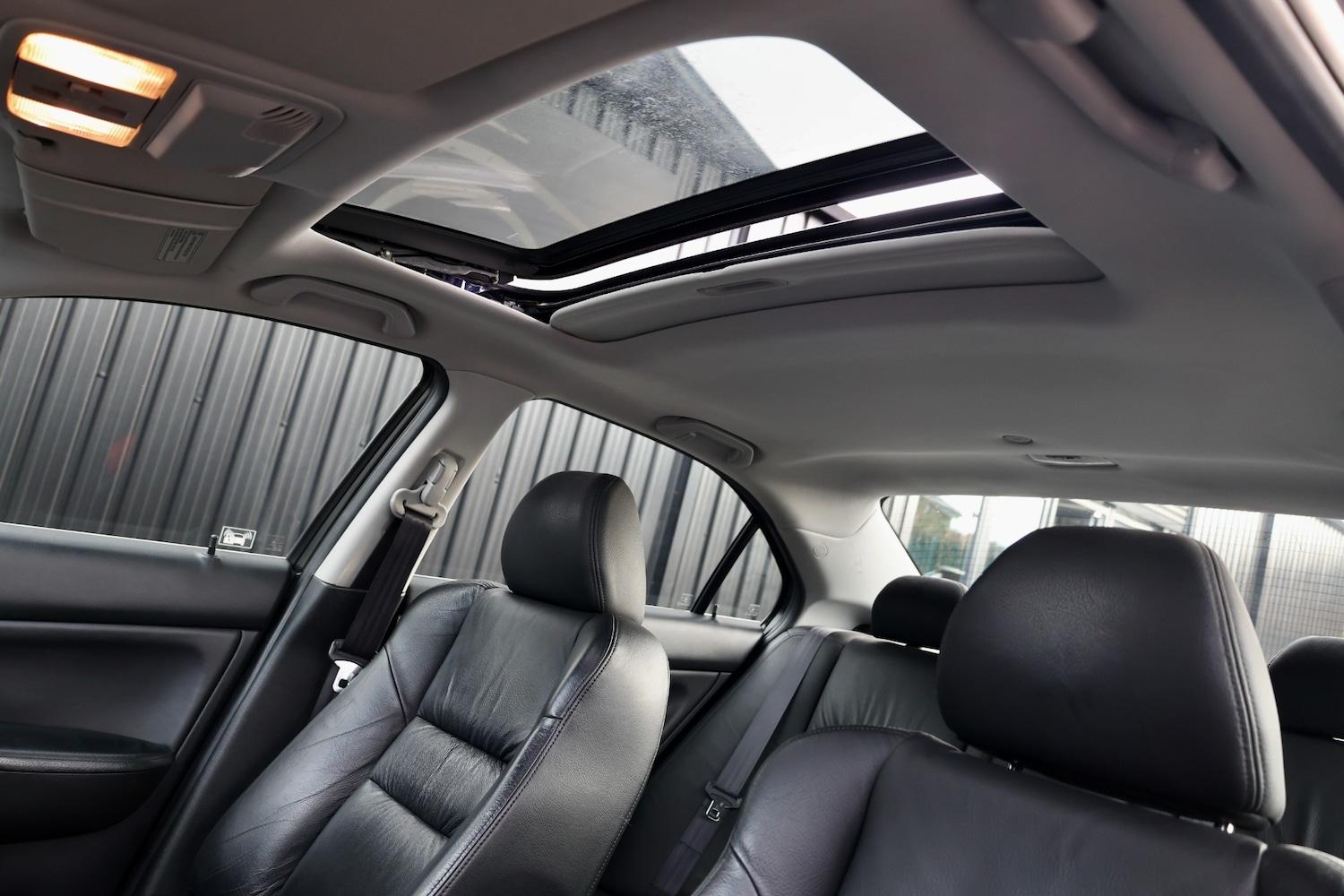 Used Honda Accord 2005 for sale - 76673095: Photo 10