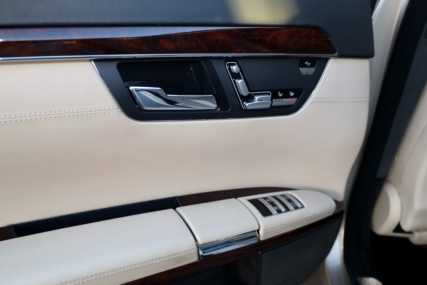 Used Mercedes-Benz S Class 2006 for sale - 76791078: Photo 37