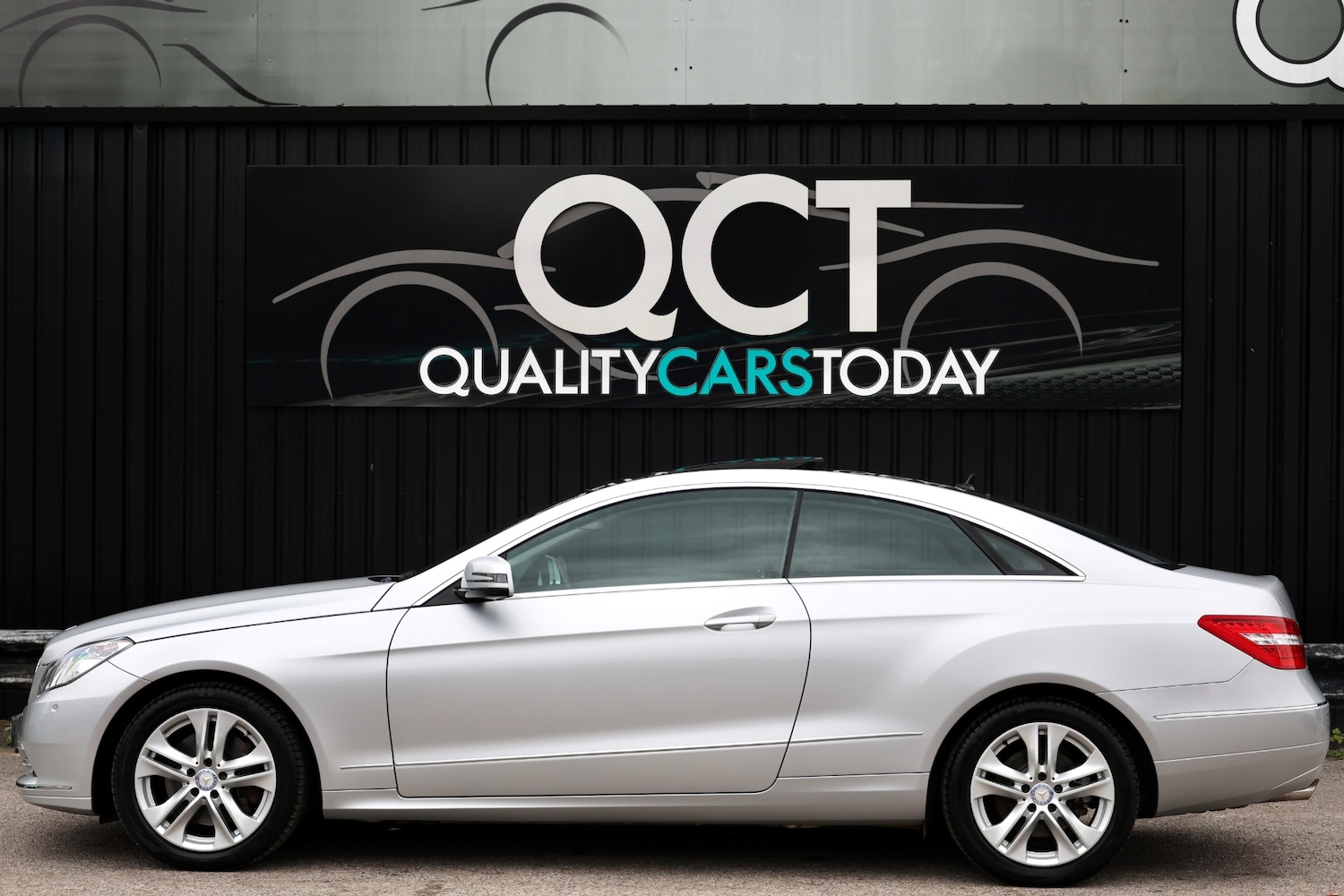 Used Mercedes-Benz E-Class 2012 for sale - 76092923: Photo 2