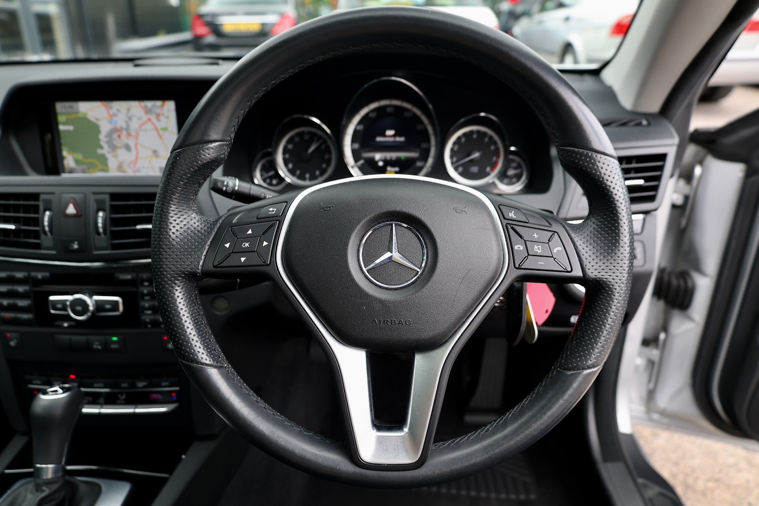 Used Mercedes-Benz E-Class 2012 for sale - 76092923: Photo 25