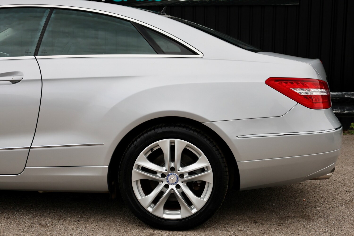 Used Mercedes-Benz E-Class 2012 for sale - 76092923: Photo 28