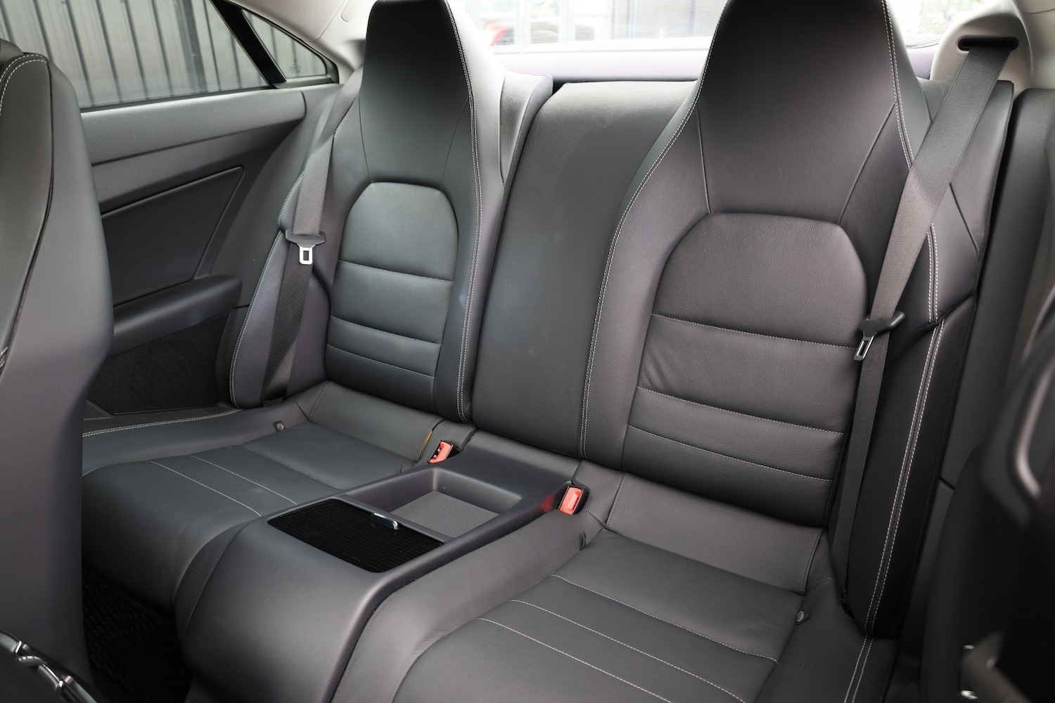 Used Mercedes-Benz E-Class 2012 for sale - 76092923: Photo 35