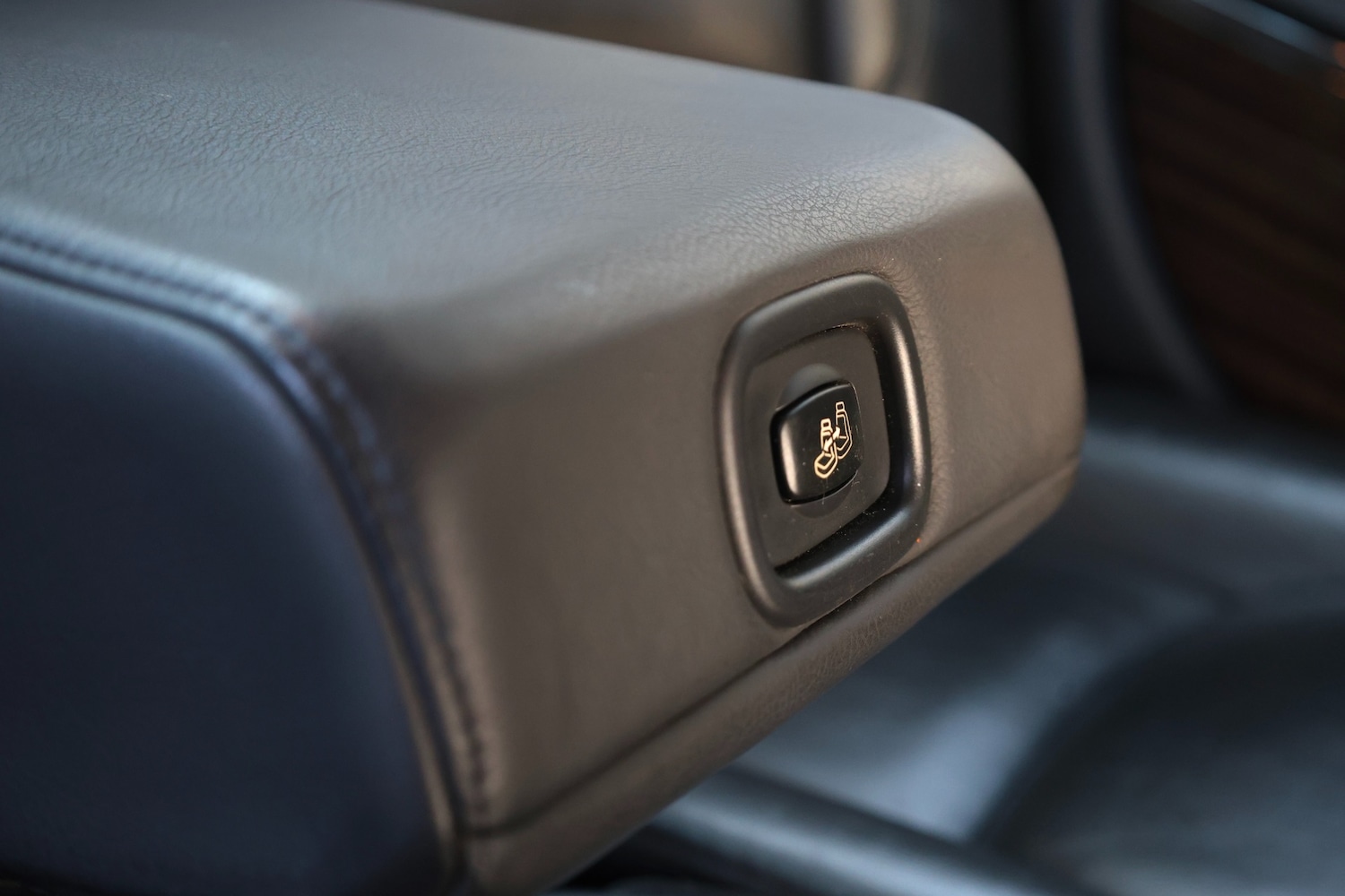 Used Citroen C6 2007 for sale - 76610807: Photo 21