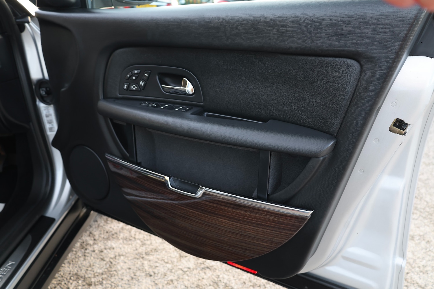 Used Citroen C6 2007 for sale - 76610807: Photo 23