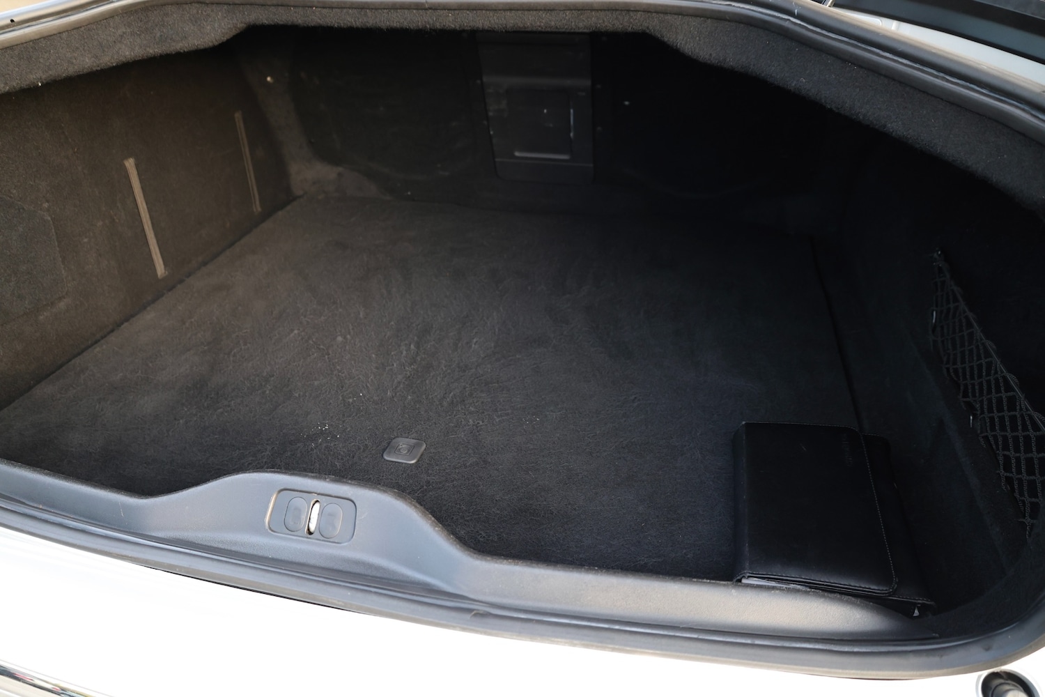 Used Citroen C6 2007 for sale - 76610807: Photo 36