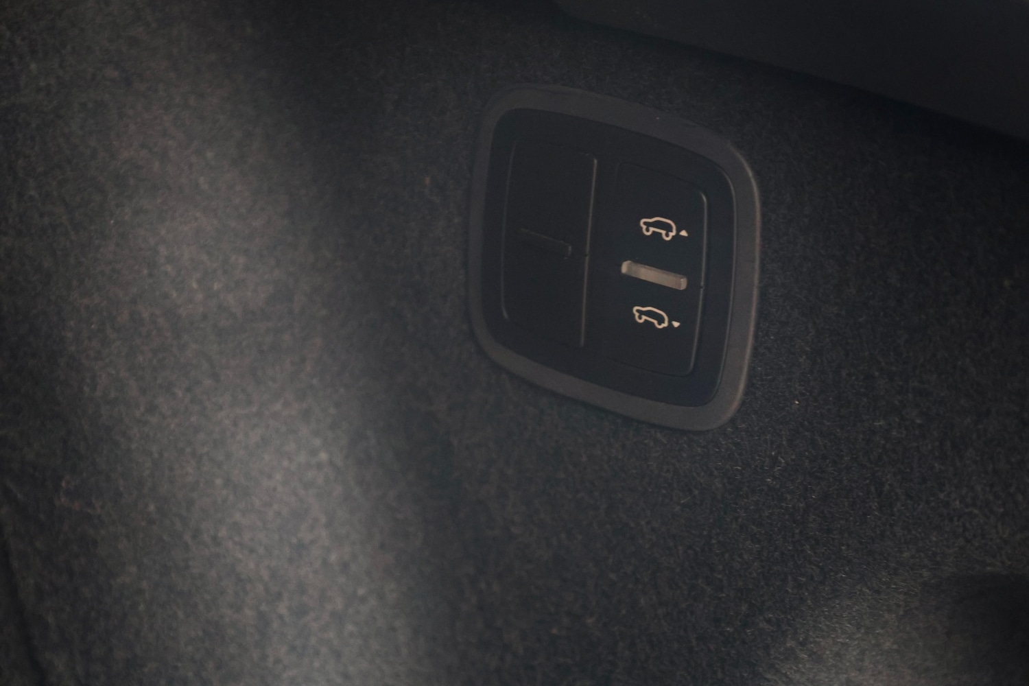 Used Porsche Macan 2021 for sale - 77335698: Photo 26