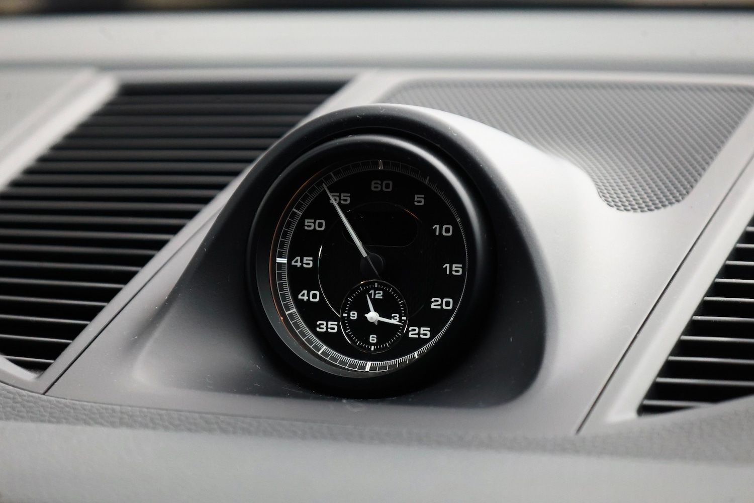 Used Porsche Macan 2021 for sale - 77335698: Photo 34