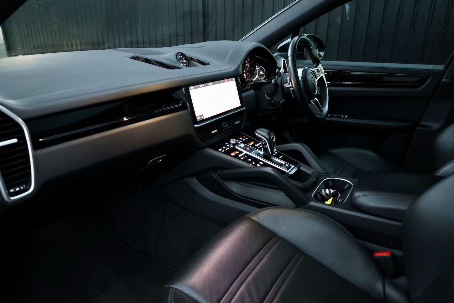 Used Porsche Cayenne 2019 for sale - 77514593: Photo 3