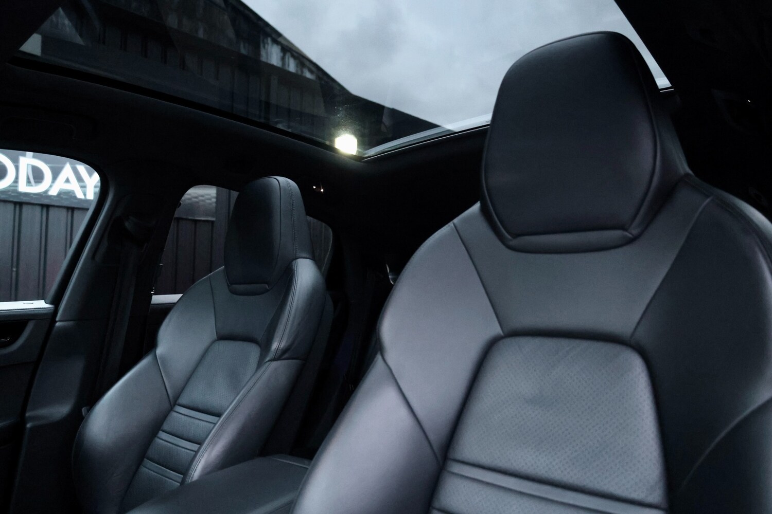 Used Porsche Cayenne 2019 for sale - 77514593: Photo 7