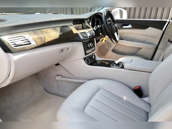 Used Mercedes-Benz CLS 2014 for sale - 78696371: Photo