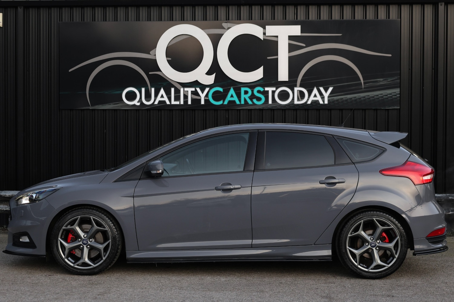 Used Ford Focus 2015 for sale - 77615669: Photo 2