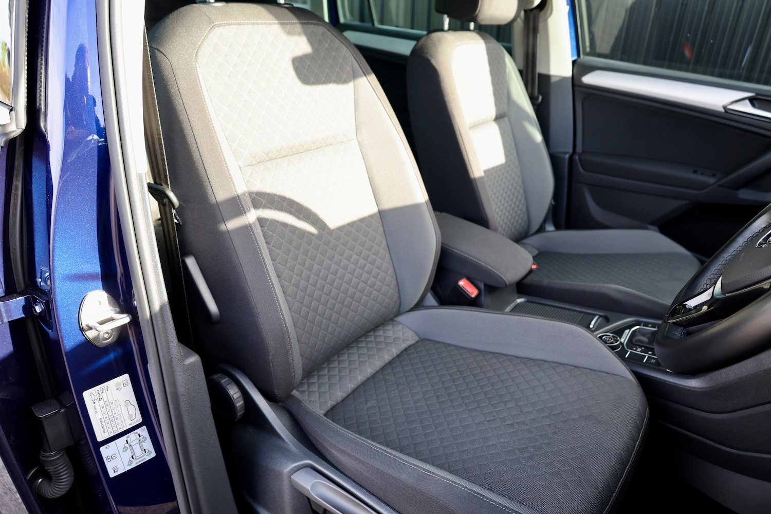 Used Volkswagen Tiguan 2018 for sale - 76762041: Photo 11