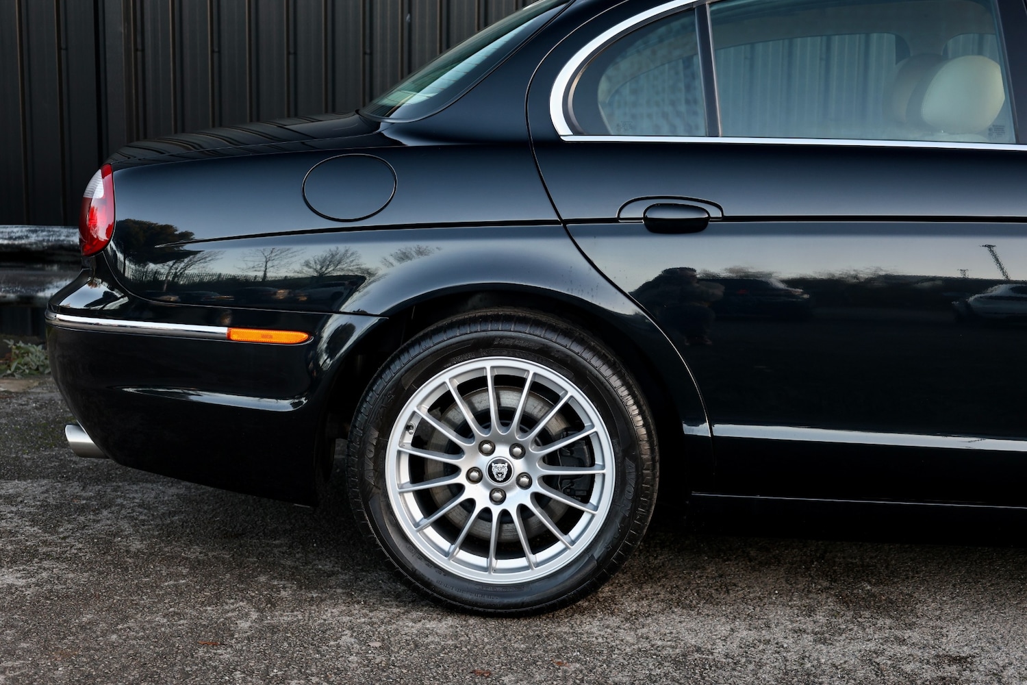 Used Jaguar S-Type 2006 for sale - 76636933: Photo 14