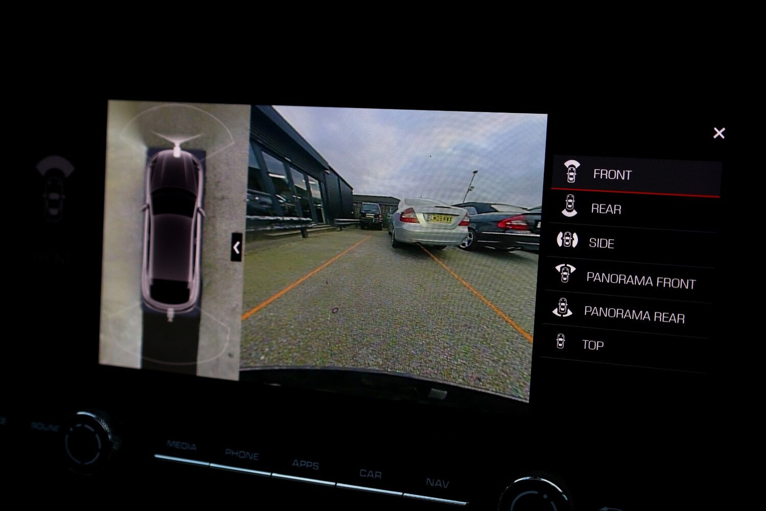 Used Porsche Macan 2020 for sale - 77888251: Photo 28