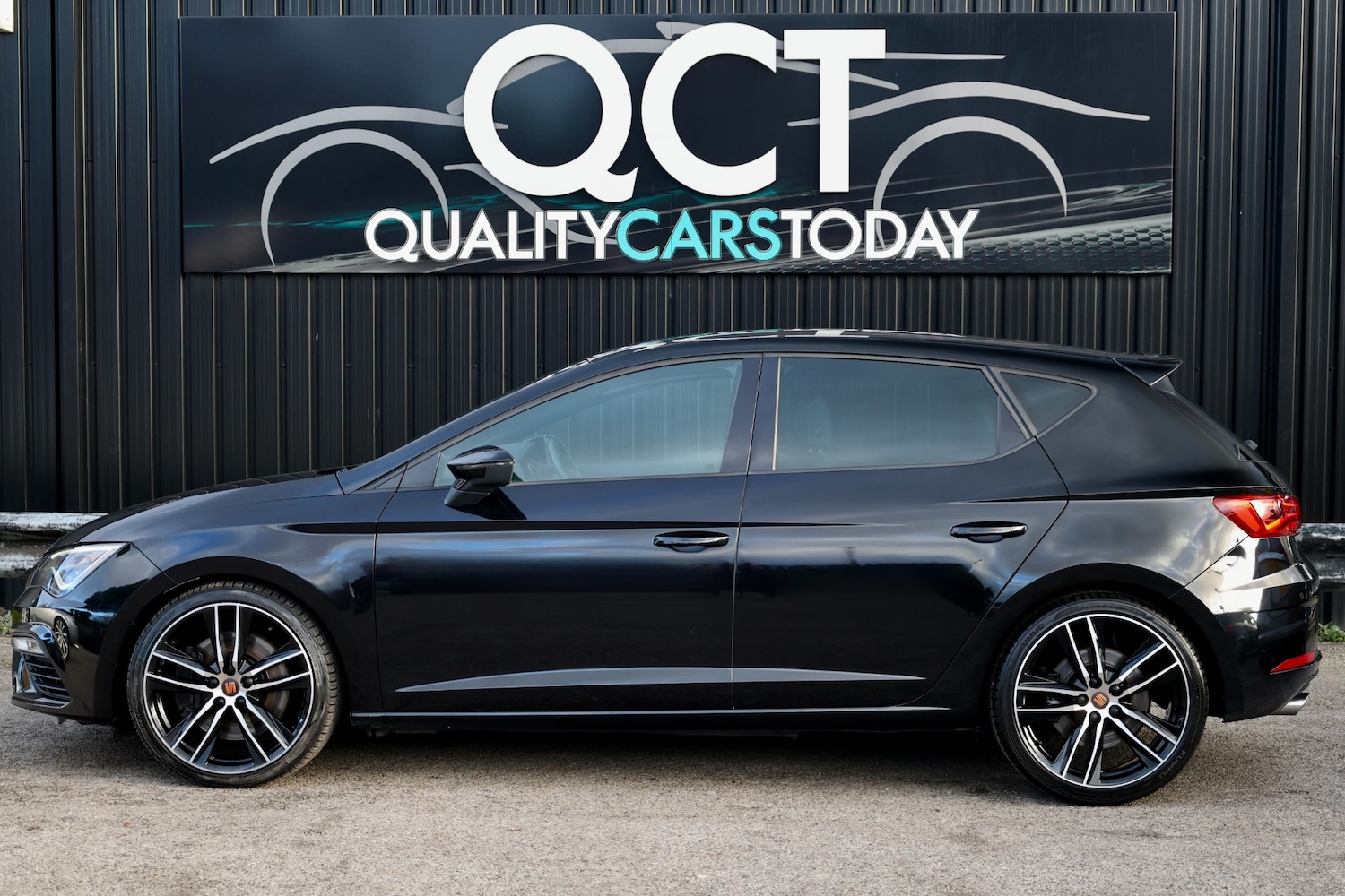 Used SEAT Leon 2020 for sale - 76968271: Photo 2