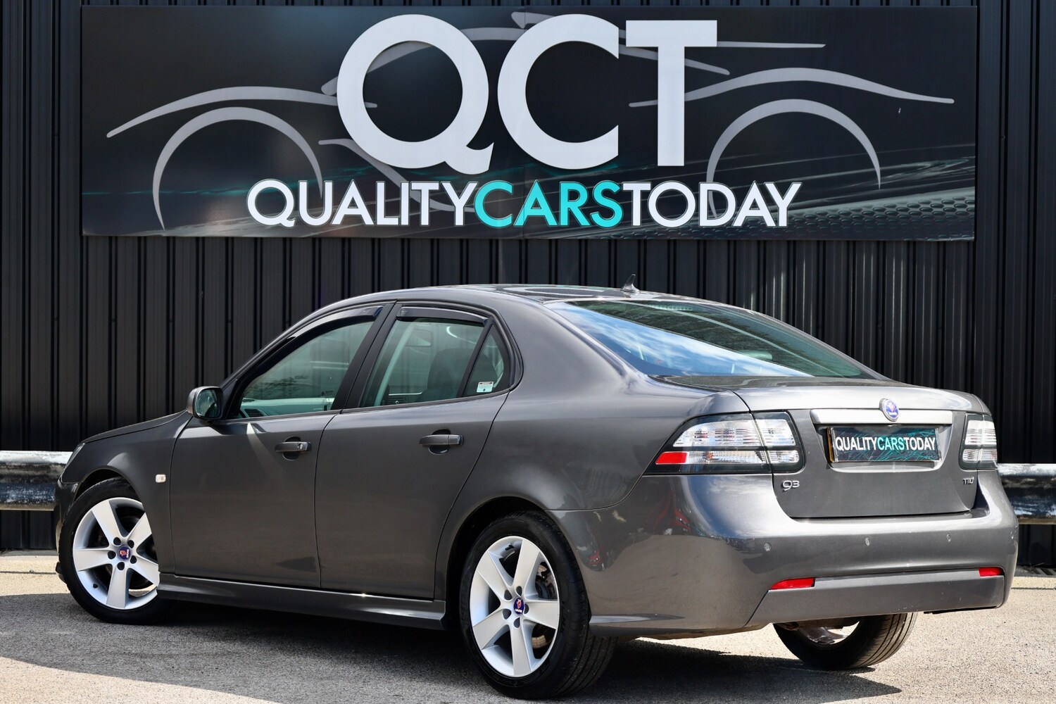 Used Saab 9-3 2010 for sale - 78112236: Photo 11