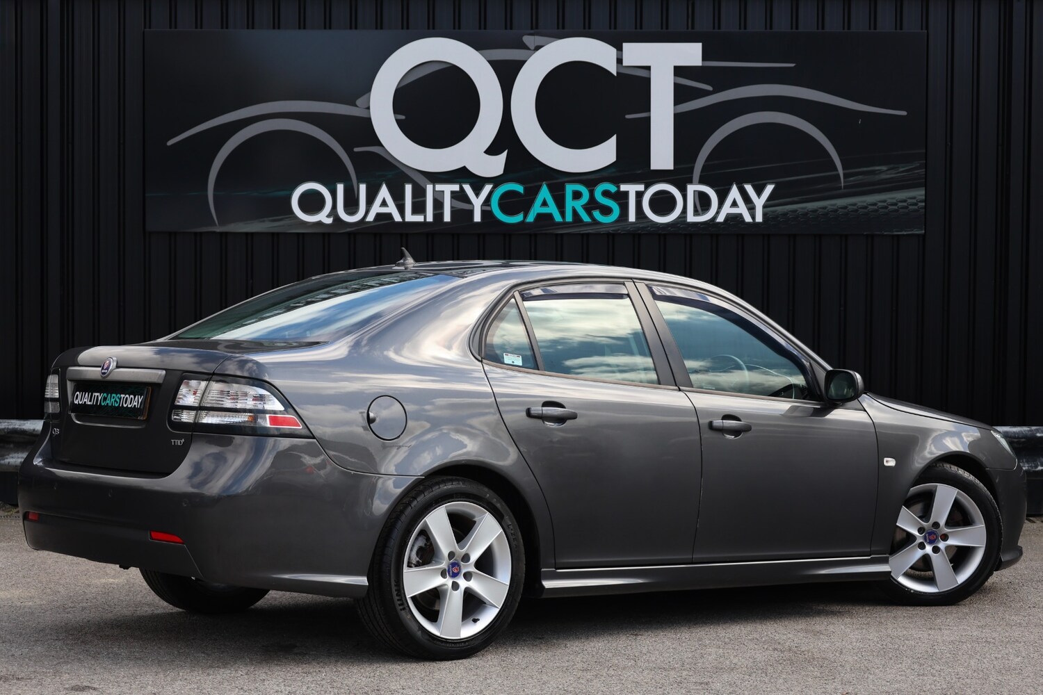 Used Saab 9-3 2010 for sale - 78112236: Photo 12