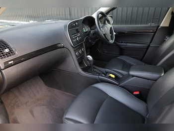 Used Saab 9-3 2010 for sale - 78112236: Photo