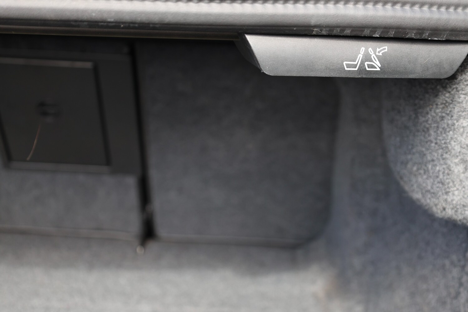 Used Saab 9-3 2010 for sale - 78112236: Photo 40