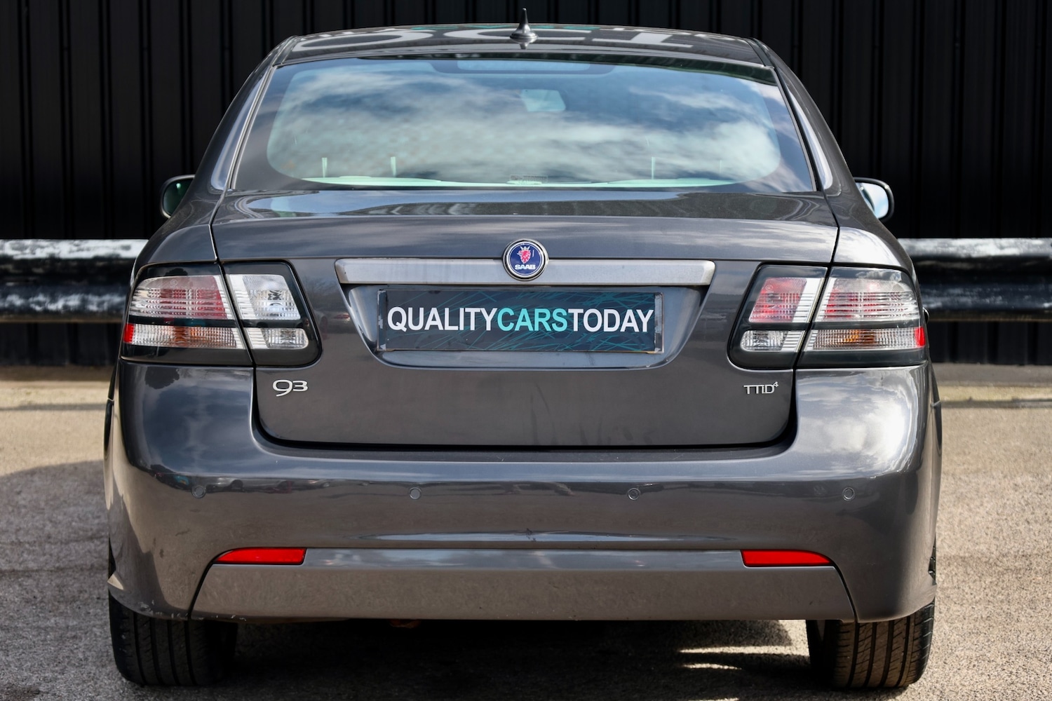 Used Saab 9-3 2010 for sale - 78112236: Photo 5