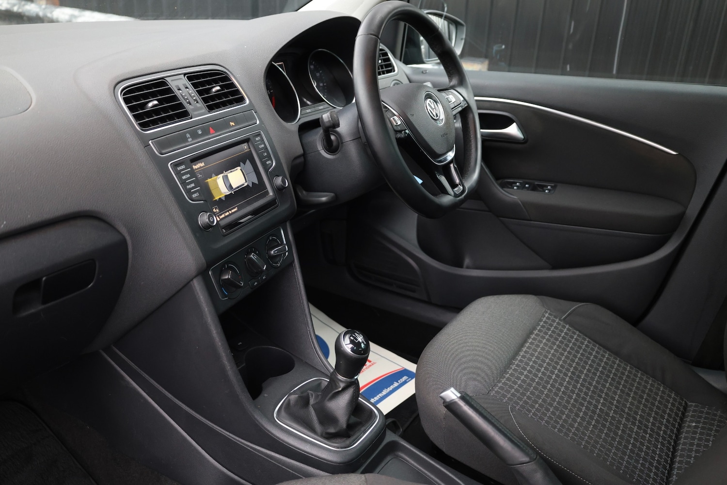 Used Volkswagen Polo 2016 for sale - 76761183: Photo 6